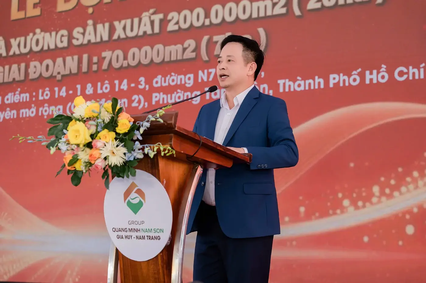 Ông Hoàng Minh Ngọc - Phó Tổng Giám đốc Agribank phát biểu tại buổi lễ
